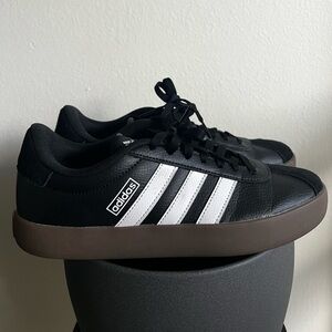 Adidas Sambas - Black w/ White Stripes